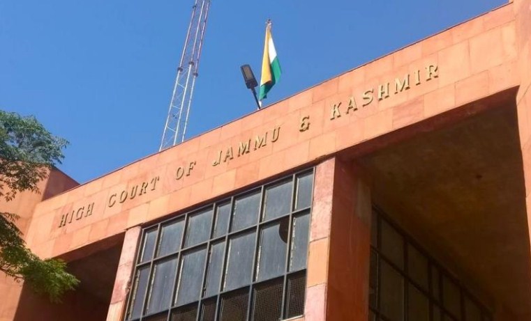 High Court, J&K puts physical hearing of cases in abeyance for time being